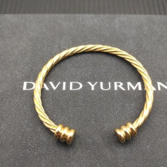 David Yurman Twisted Gold Bracelet - With Original Box - Picture 4 of 6